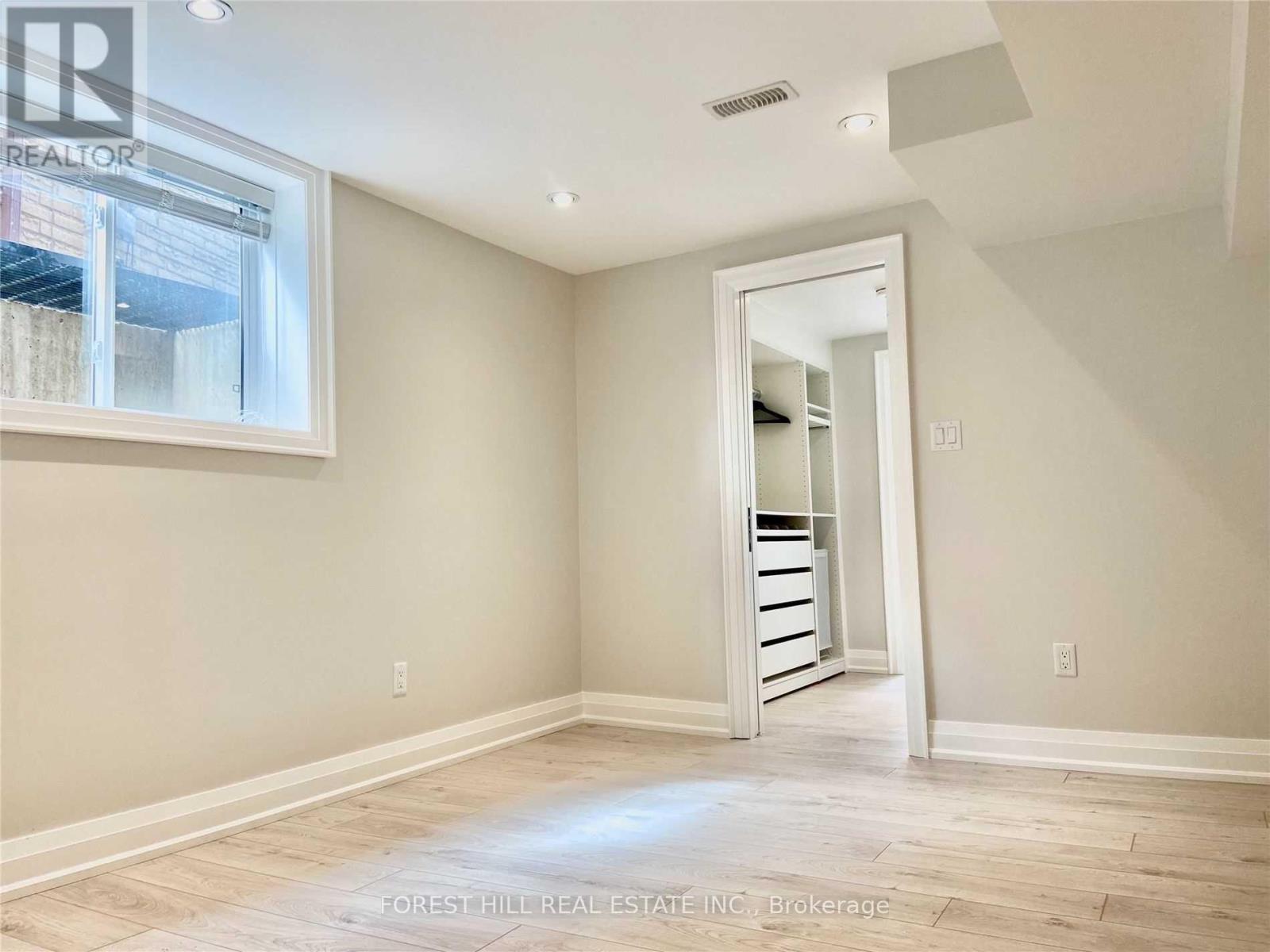 6633 Eastridge Road, Mississauga, Ontario  L5N 4L8 - Photo 34 - W12382342