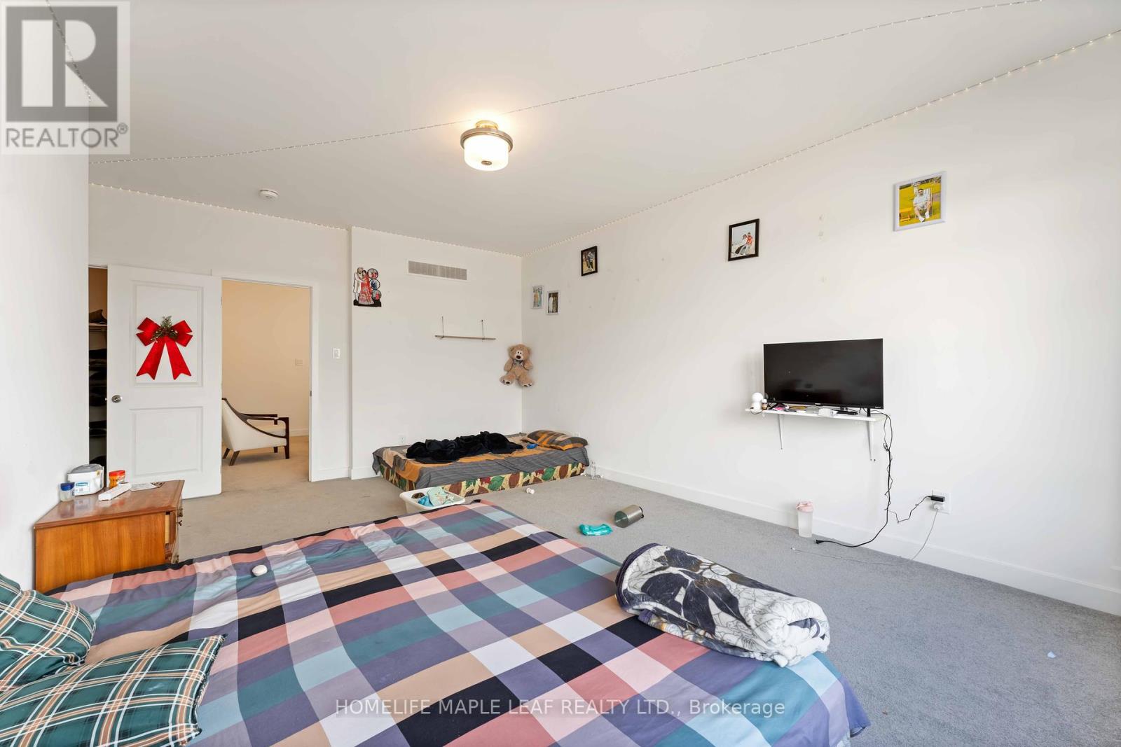 332 Monticello Avenue, Ottawa, Ontario  K2S 2S5 - Photo 14 - X12382345
