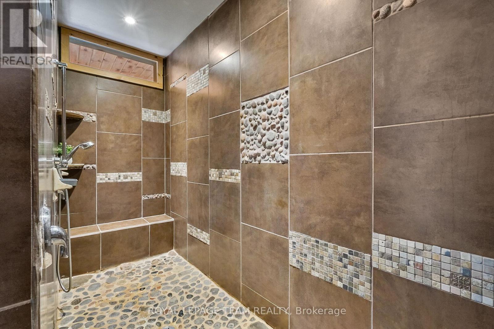 5410 Rockdale Road, Ottawa, Ontario  K0A 3H0 - Photo 28 - X12382429