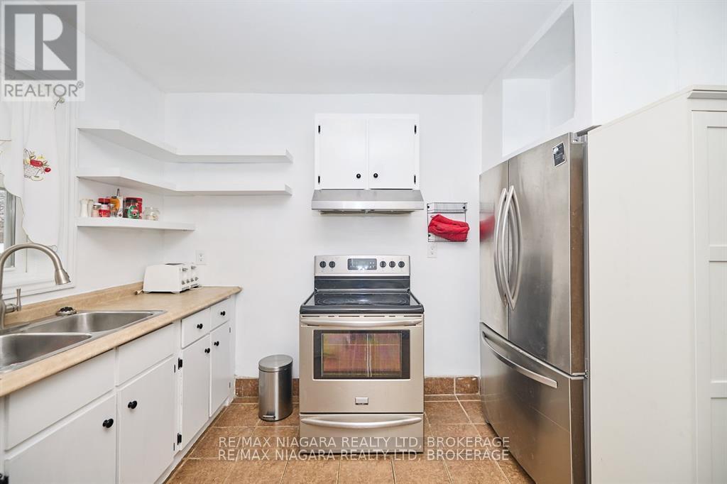 5983 Franklin Avenue, Niagara Falls, Ontario  L2G 4Y7 - Photo 13 - X12382465