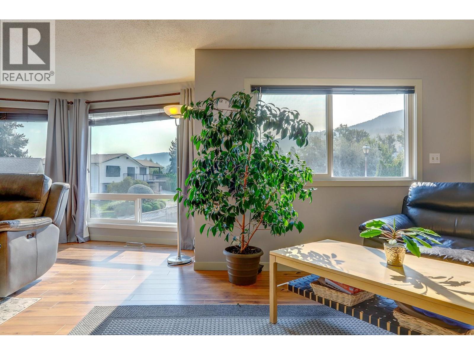 9401 Bel Air Drive, Coldstream, British Columbia  V1B 2A1 - Photo 18 - 10361410