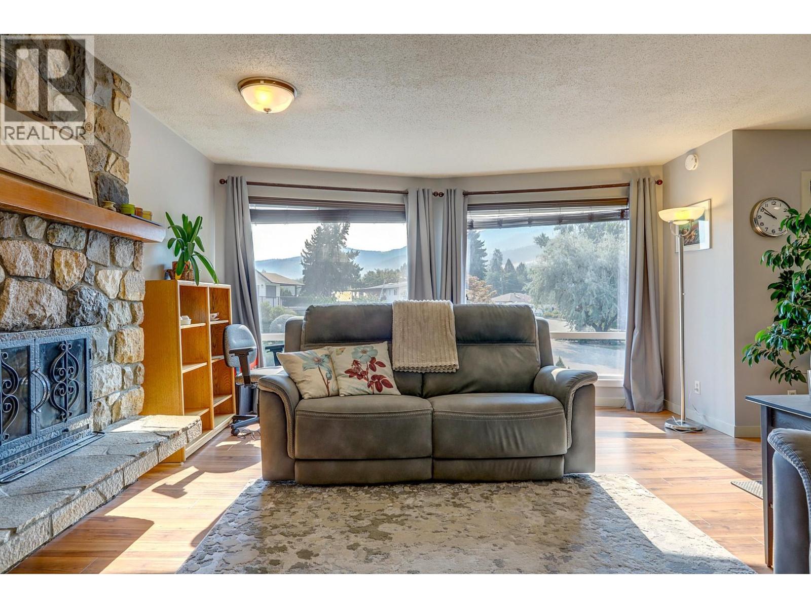 9401 Bel Air Drive, Coldstream, British Columbia  V1B 2A1 - Photo 24 - 10361410