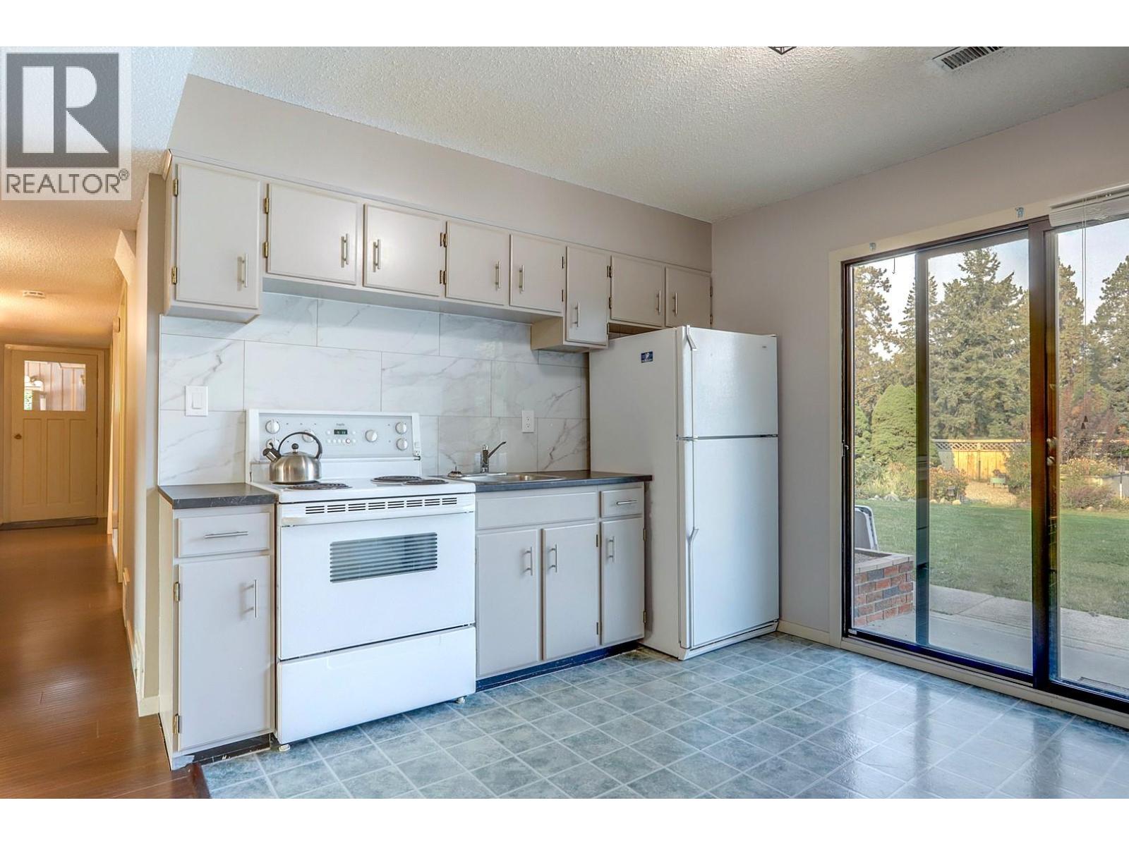 9401 Bel Air Drive, Coldstream, British Columbia  V1B 2A1 - Photo 59 - 10361410