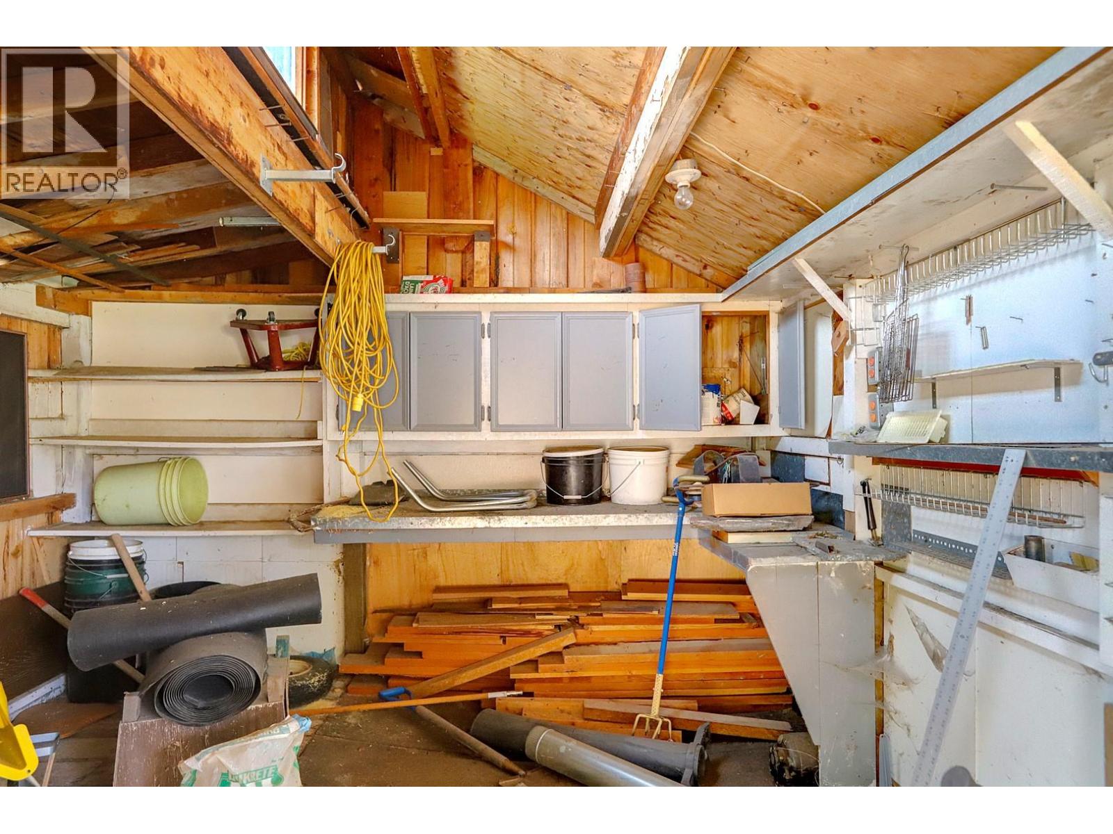 9401 Bel Air Drive, Coldstream, British Columbia  V1B 2A1 - Photo 97 - 10361410