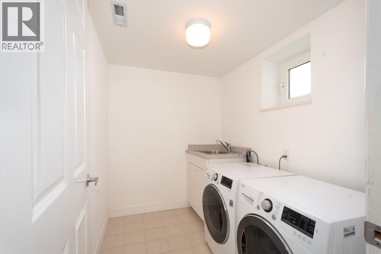 1168 Esquimalt Avenue, West Vancouver, British Columbia  V7T 1K1 - Photo 29 - R3010355