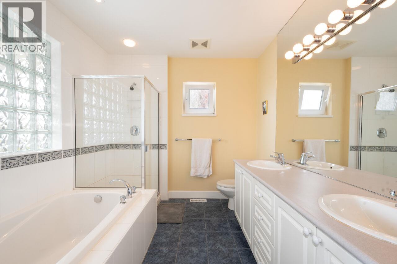 1168 Esquimalt Avenue, West Vancouver, British Columbia  V7T 1K1 - Photo 23 - R3010355