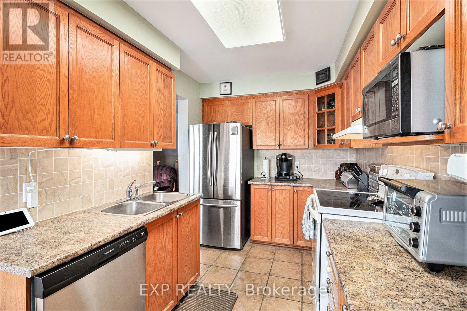 258 Trail Side Circle, Ottawa, Ontario  K4A 5B5 - Photo 10 - X12381764