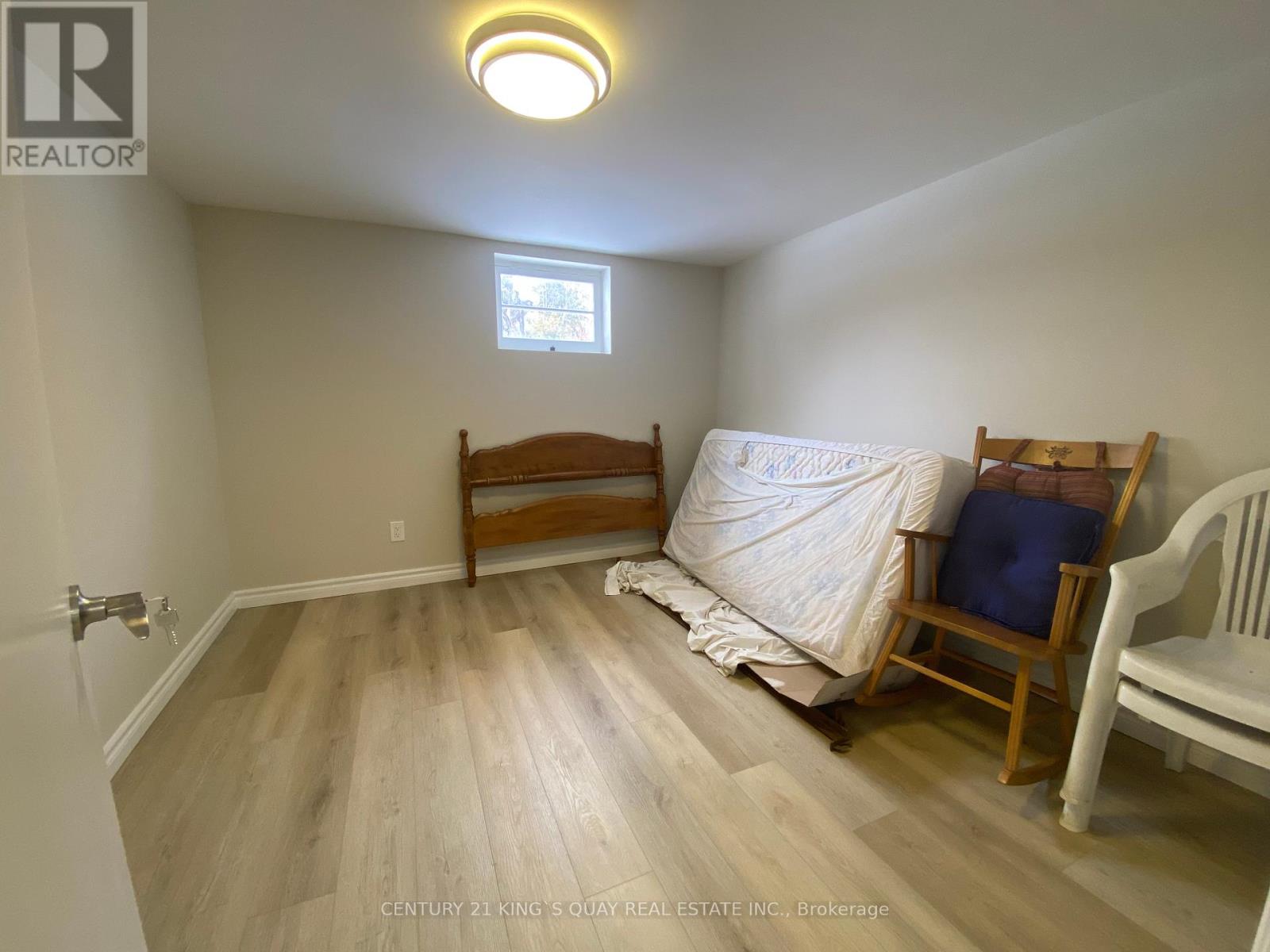 Lower - 54 Shilton Road, Toronto, Ontario  M1S 2J7 - Photo 9 - E12382379