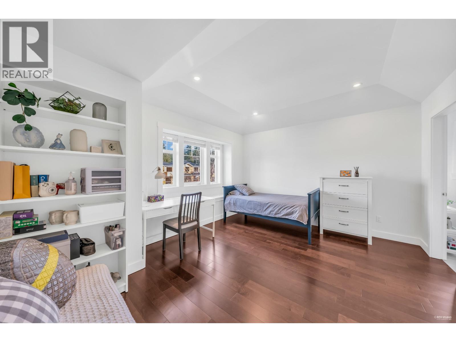 337 E 17th Street, North Vancouver, British Columbia  V7L 2W1 - Photo 30 - R3043605