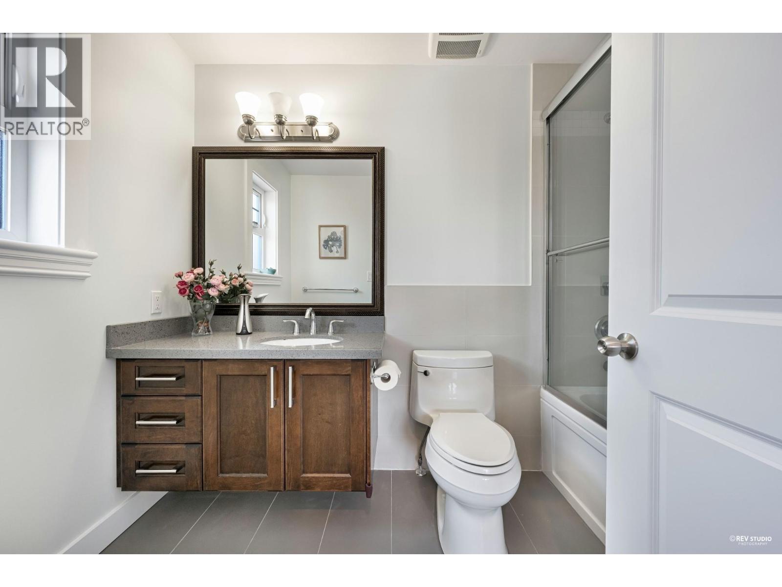 337 E 17th Street, North Vancouver, British Columbia  V7L 2W1 - Photo 31 - R3043605
