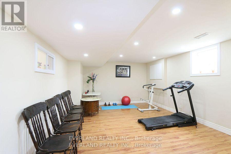 Basement - 38 Kimberly Court, Richmond Hill, Ontario  L4E 4C6 - Photo 14 - N12382434