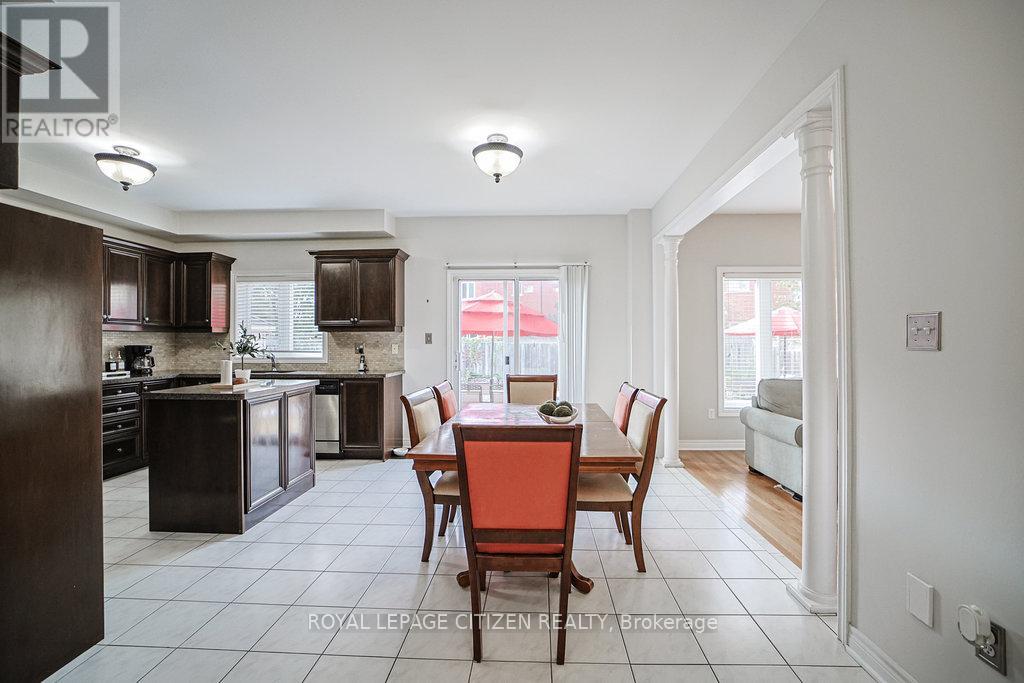 31 Burnhaven Avenue, Vaughan (Maple), Ontario  L6A 2P2 - Photo 11 - N12382457