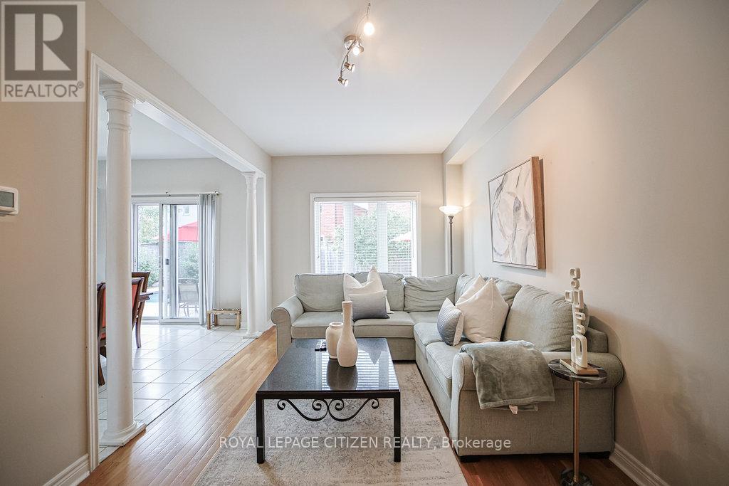 31 Burnhaven Avenue, Vaughan (Maple), Ontario  L6A 2P2 - Photo 18 - N12382457
