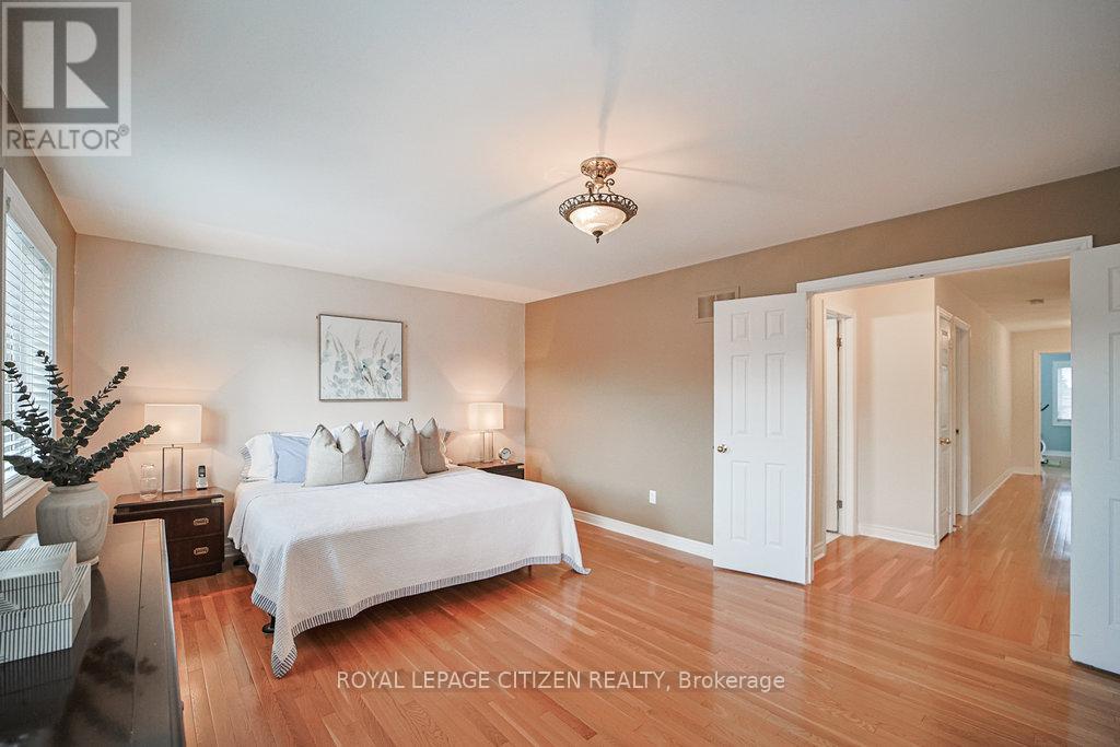 31 Burnhaven Avenue, Vaughan (Maple), Ontario  L6A 2P2 - Photo 22 - N12382457
