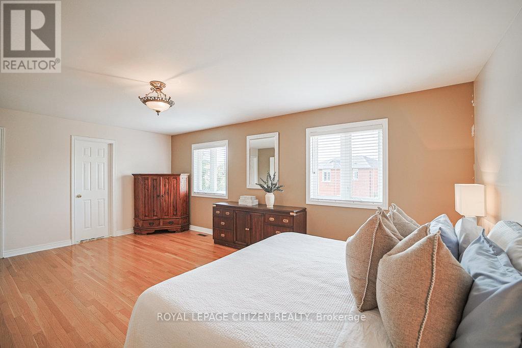 31 Burnhaven Avenue, Vaughan (Maple), Ontario  L6A 2P2 - Photo 23 - N12382457