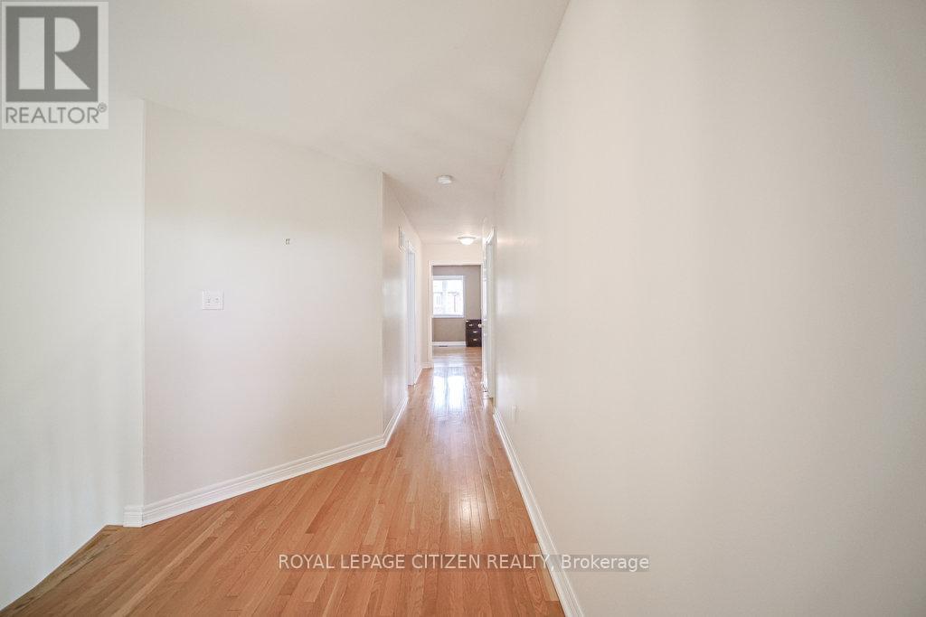 31 Burnhaven Avenue, Vaughan (Maple), Ontario  L6A 2P2 - Photo 31 - N12382457