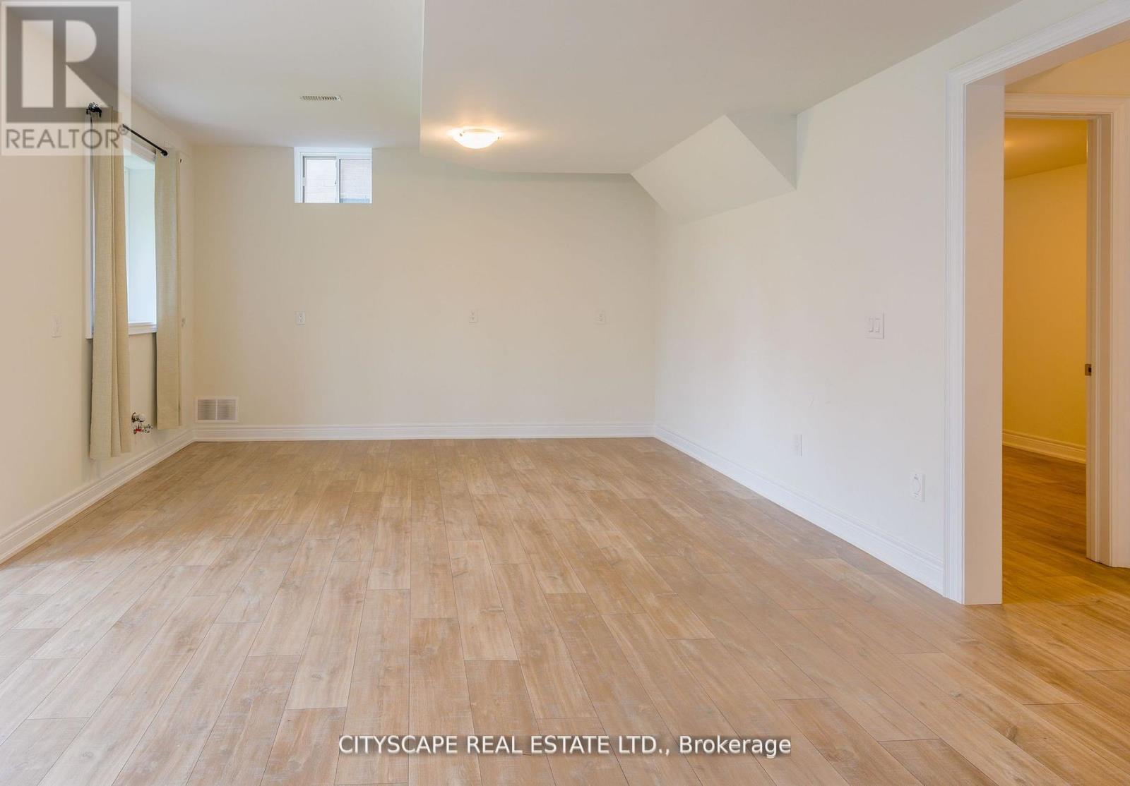 2405 Irene Crescent, Oakville, Ontario  L6M 5M2 - Photo 29 - W12382396