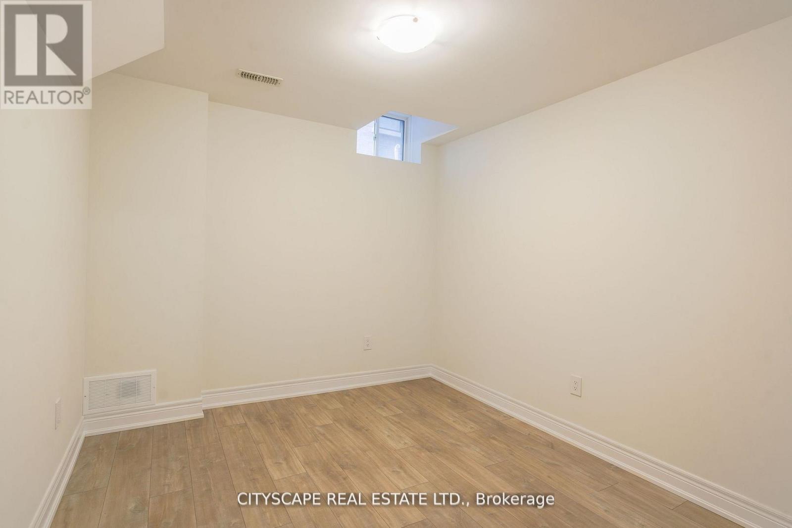 2405 Irene Crescent, Oakville, Ontario  L6M 5M2 - Photo 37 - W12382396