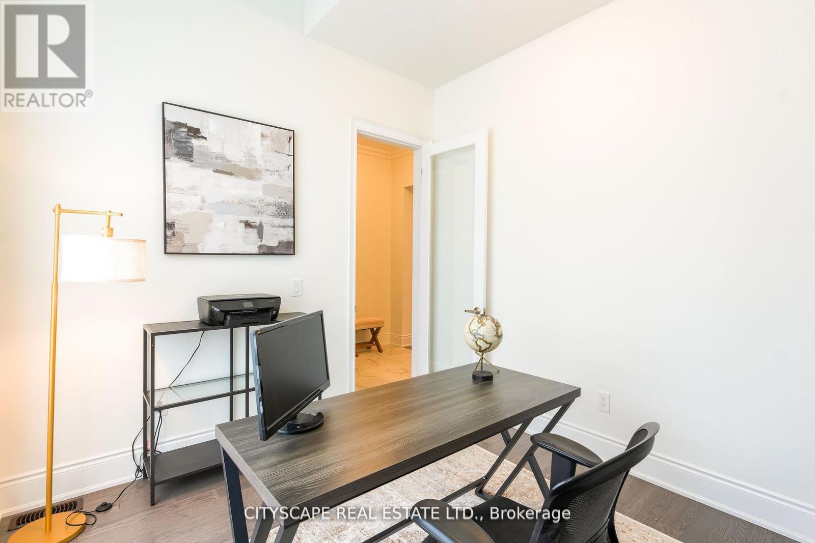 2405 Irene Crescent, Oakville, Ontario  L6M 5M2 - Photo 4 - W12382396