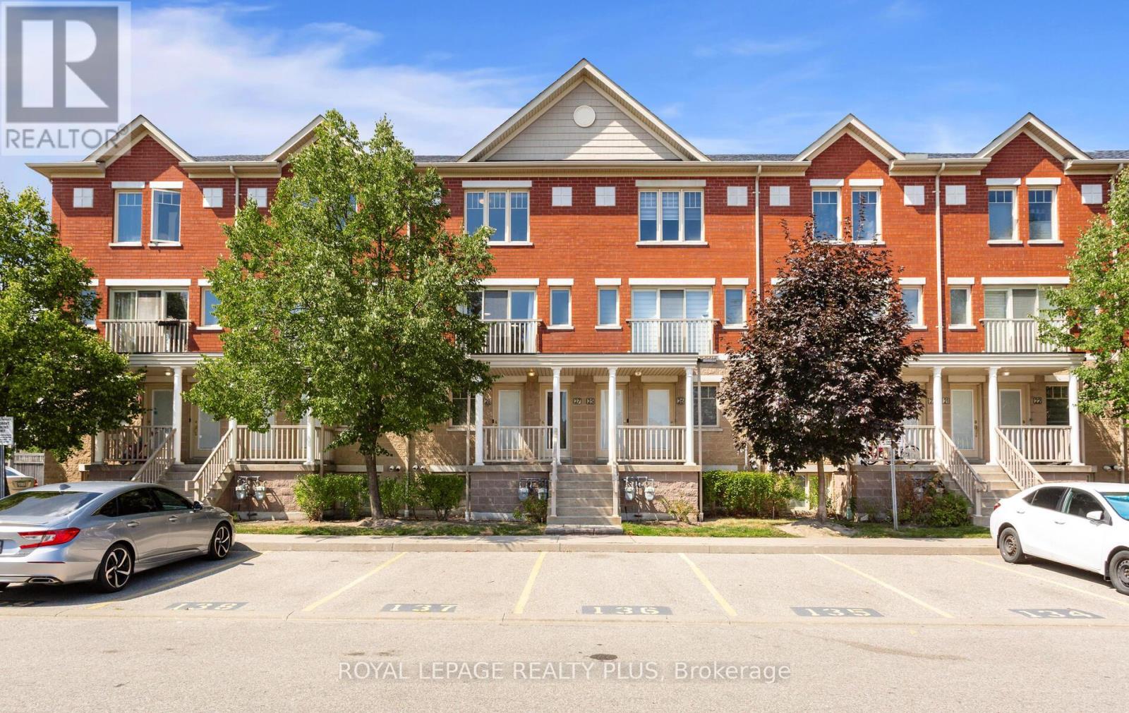 Property at 27 - 5050 INTREPID DRIVE image 1