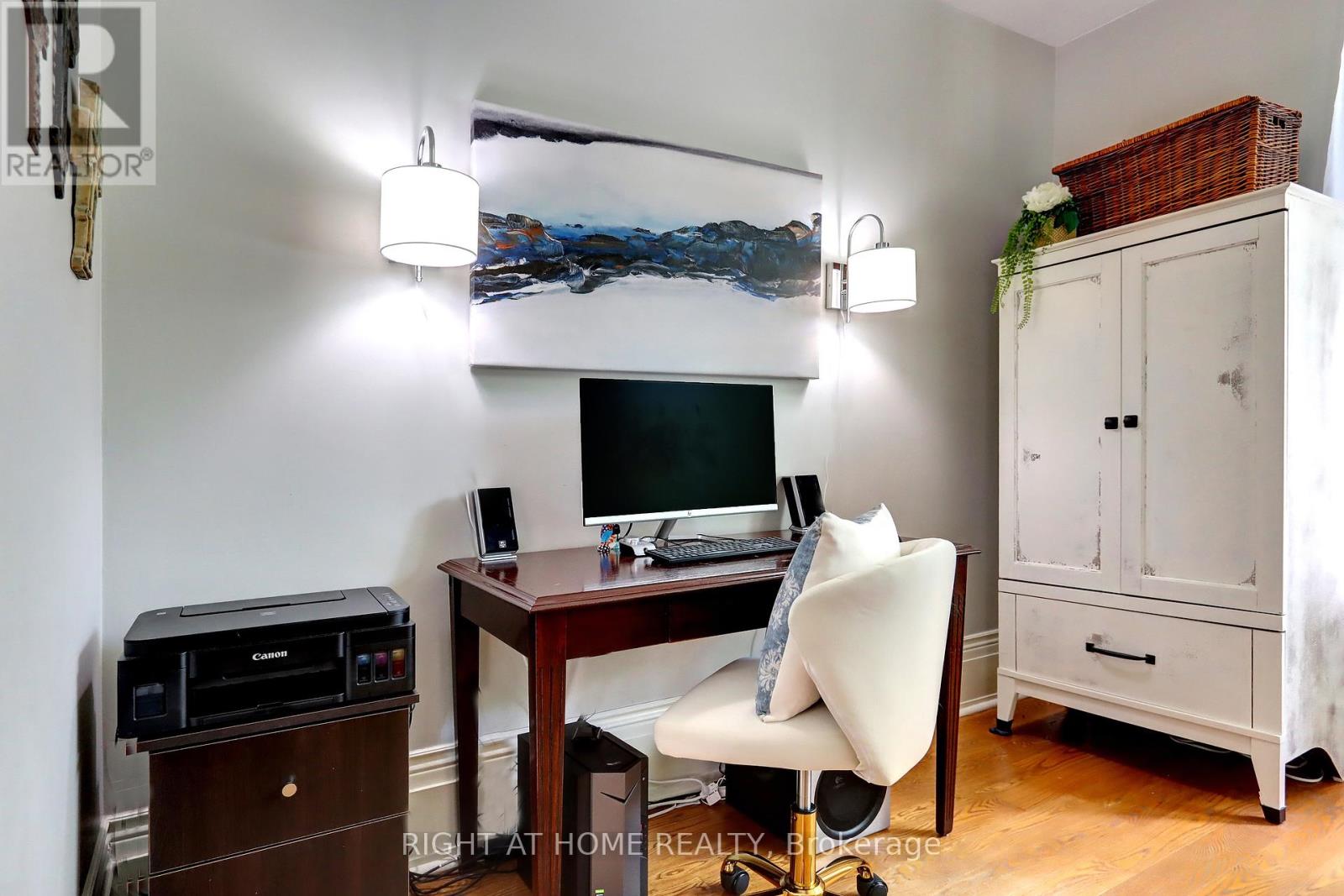 4 Stewarttown Road, Halton Hills, Ontario  L7G 4S5 - Photo 20 - W12382409