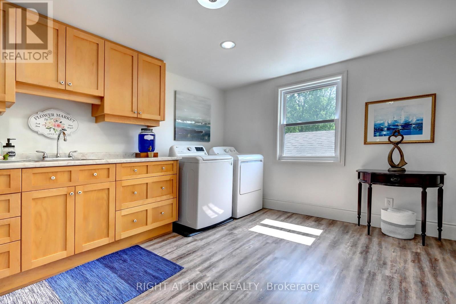 4 Stewarttown Road, Halton Hills, Ontario  L7G 4S5 - Photo 34 - W12382409