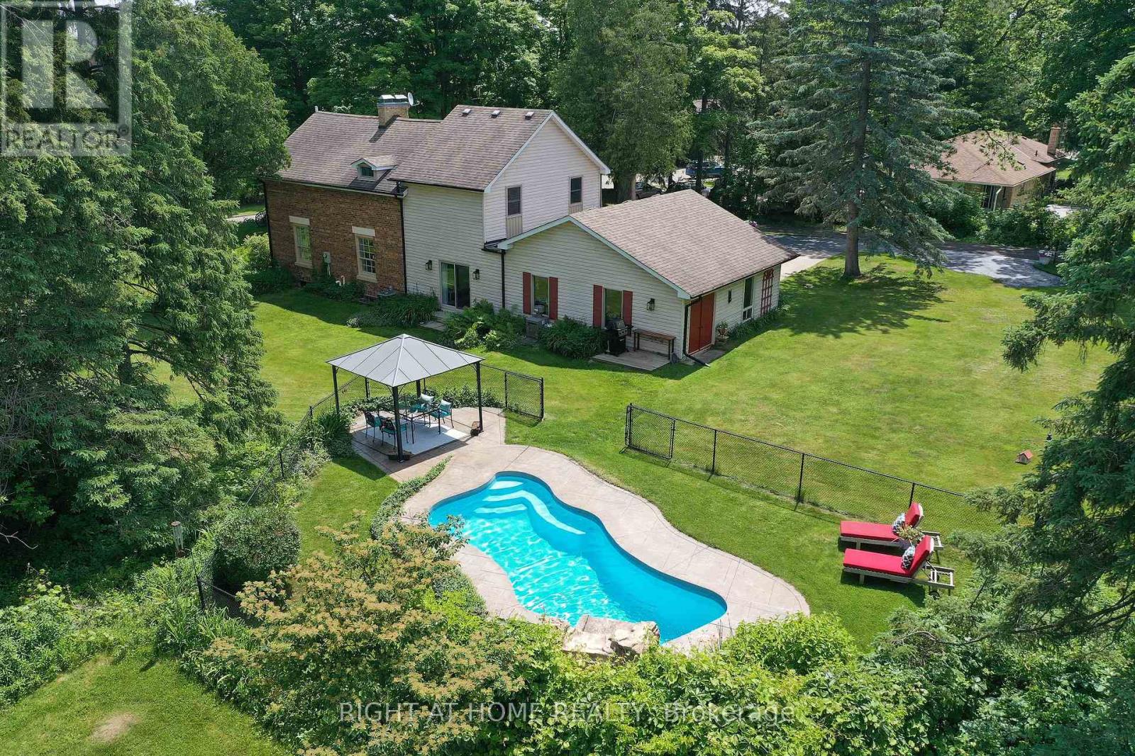 4 Stewarttown Road, Halton Hills, Ontario  L7G 4S5 - Photo 43 - W12382409