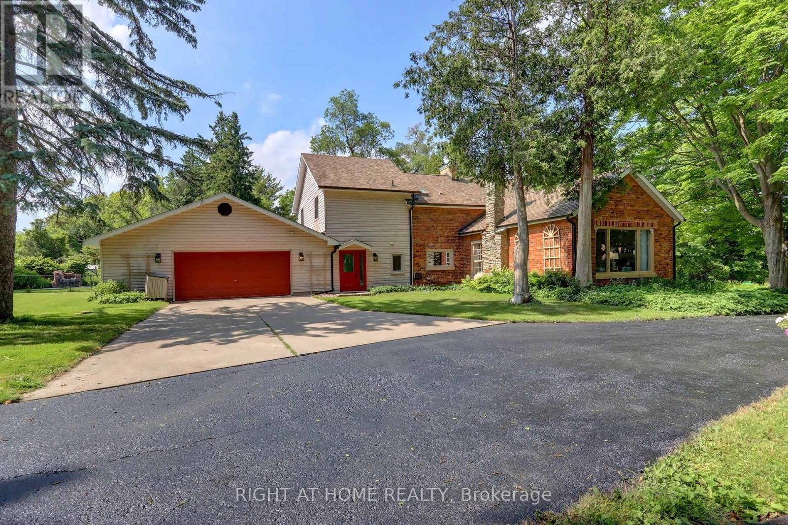4 Stewarttown Road, Halton Hills, Ontario  L7G 4S5 - Photo 49 - W12382409