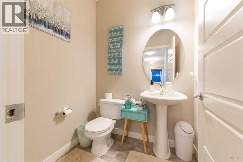 169 Redstone Common Ne, Calgary, Alberta  T3N 0P6 - Photo 9 - A2229862