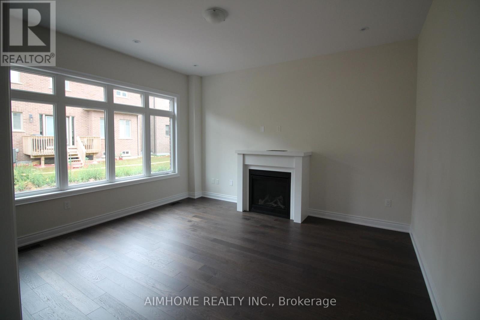 3453 Mosley Gate S, Oakville, Ontario  L6H 0Y8 - Photo 10 - W12359592
