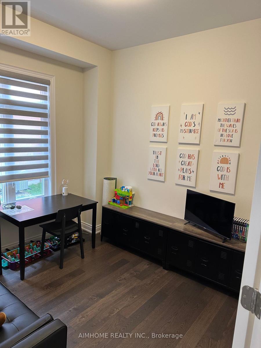 3453 Mosley Gate S, Oakville, Ontario  L6H 0Y8 - Photo 7 - W12359592