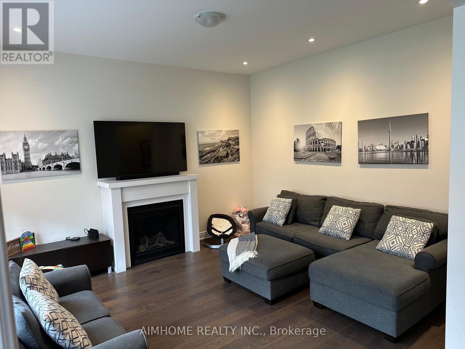 3453 Mosley Gate S, Oakville, Ontario  L6H 0Y8 - Photo 9 - W12359592
