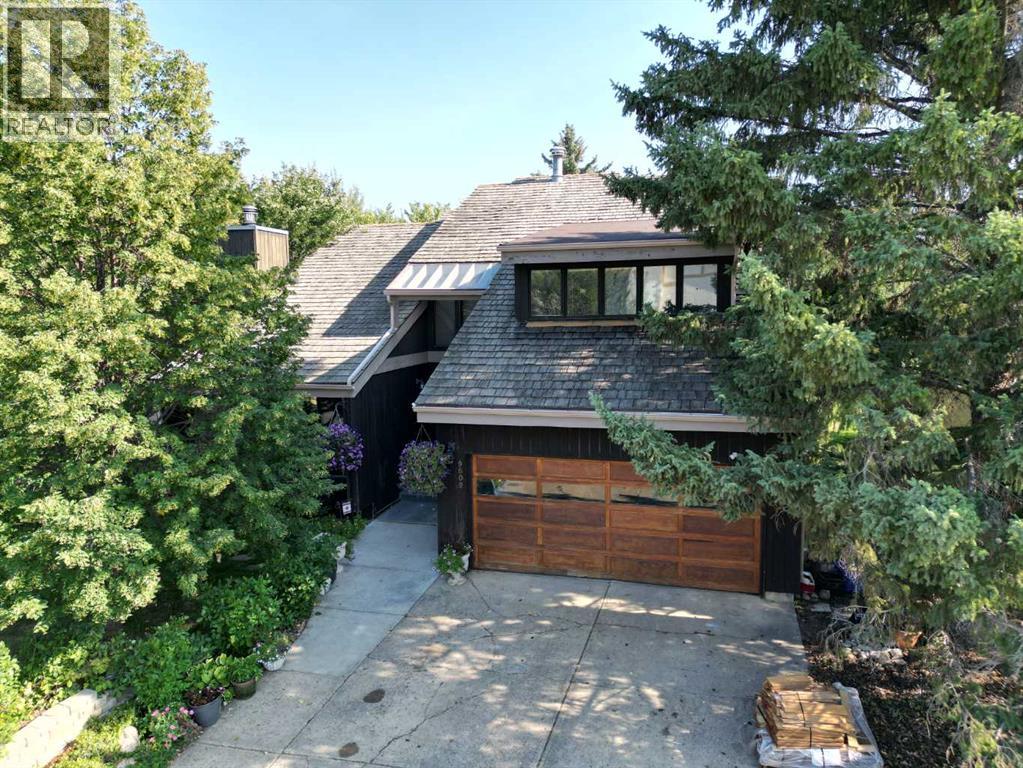 Property at 9602 71 Avenue image 2