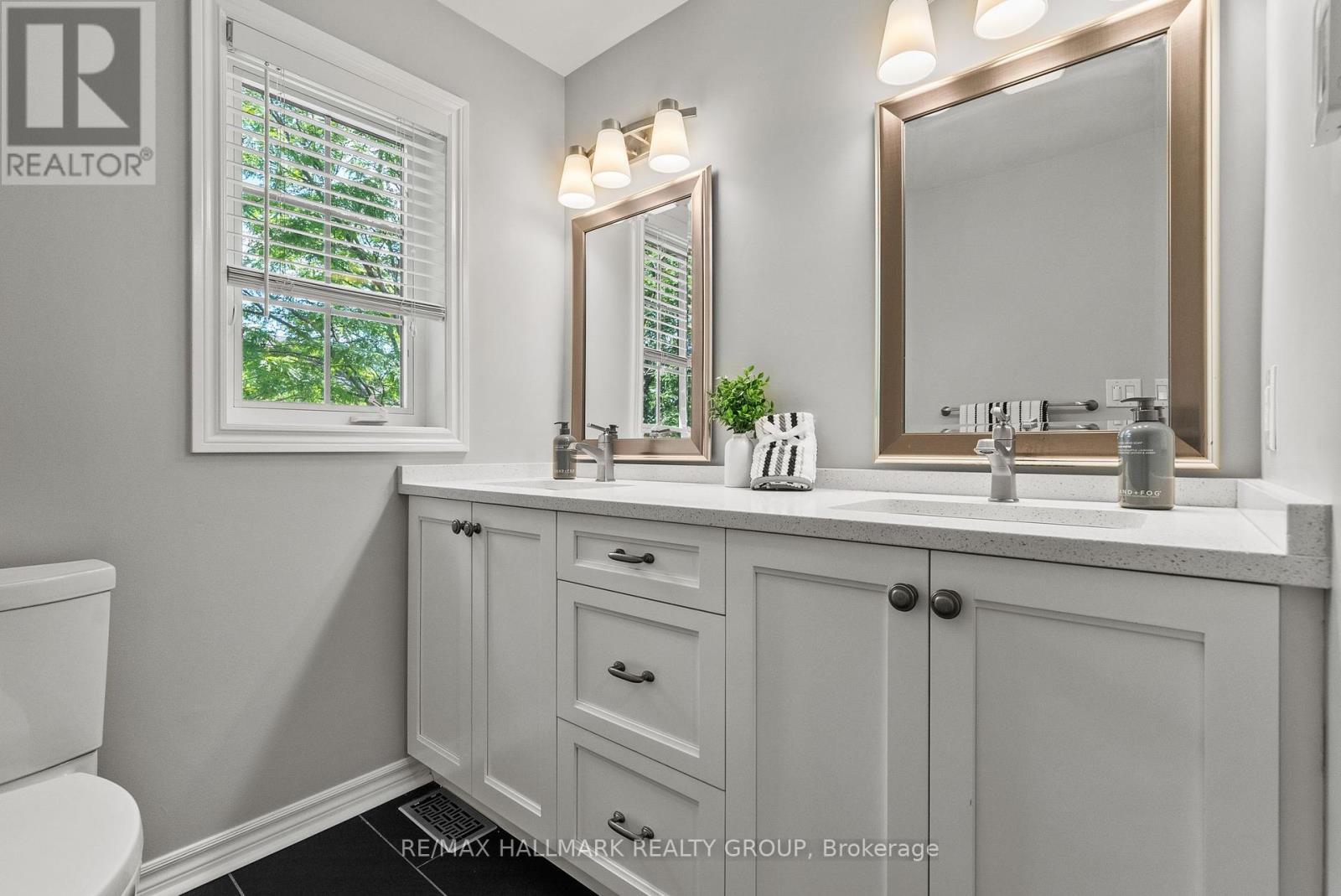 738 Tramontana Place, Ottawa, Ontario  K2S 0E7 - Photo 14 - X12382474