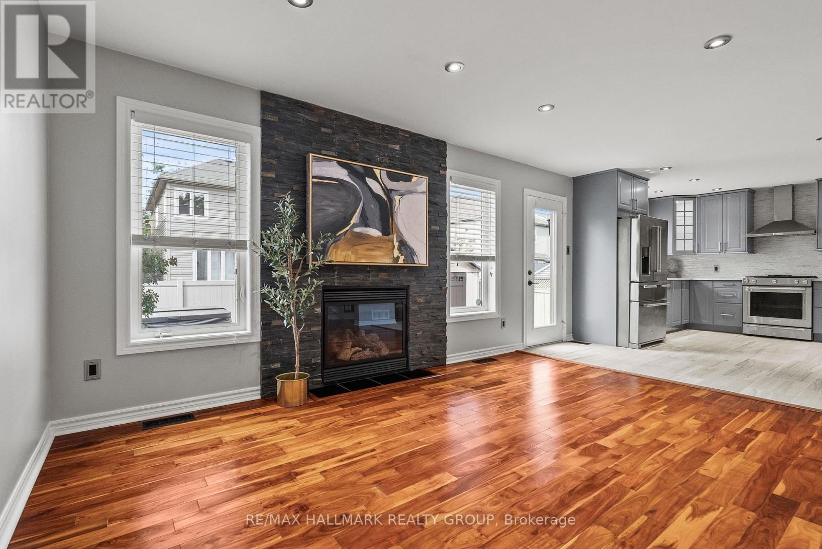 738 Tramontana Place, Ottawa, Ontario  K2S 0E7 - Photo 9 - X12382474