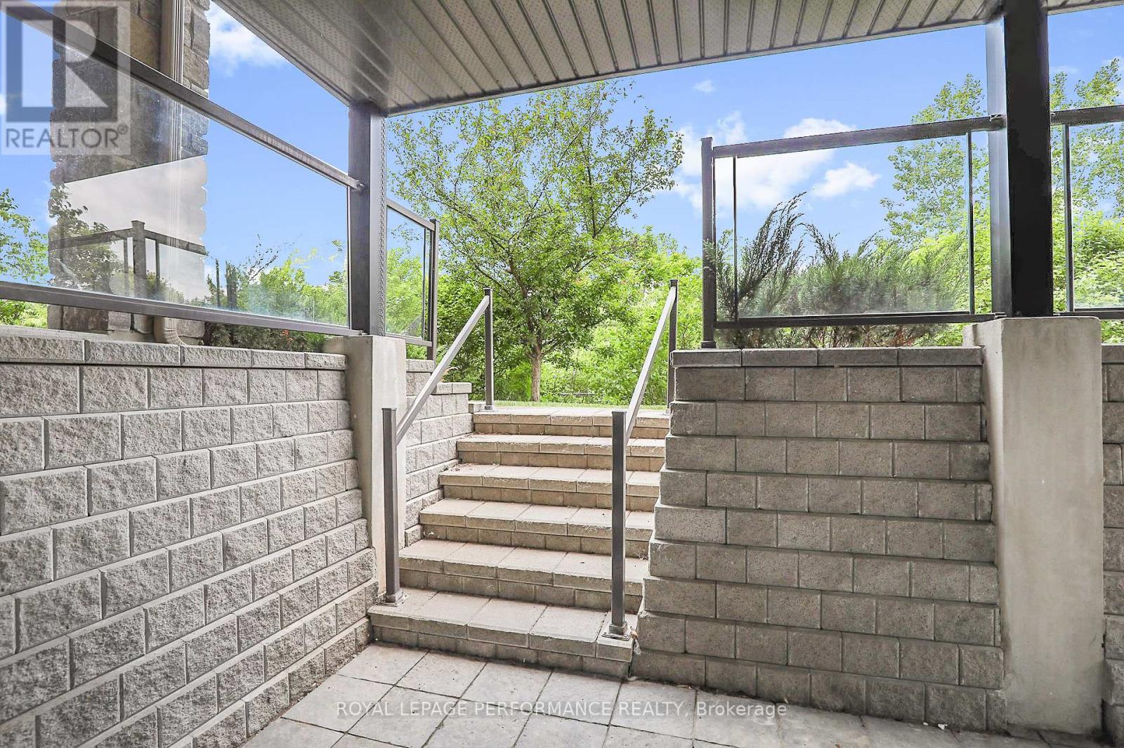 2 - 40 Prestige Circle, Ottawa, Ontario  K4A 0W9 - Photo 20 - X12382487