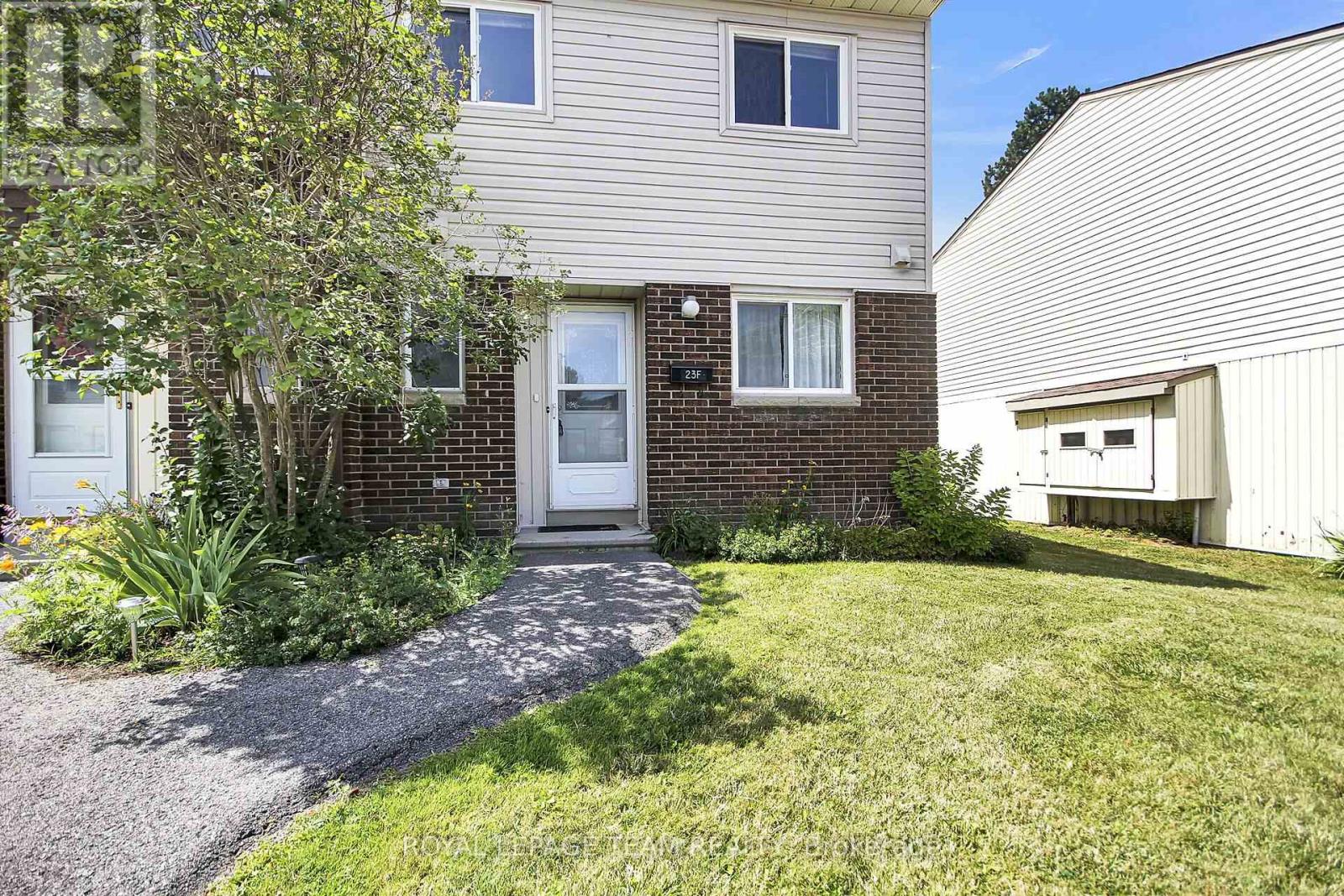 F - 23 SONNET CRESCENT, Ottawa, Ontario