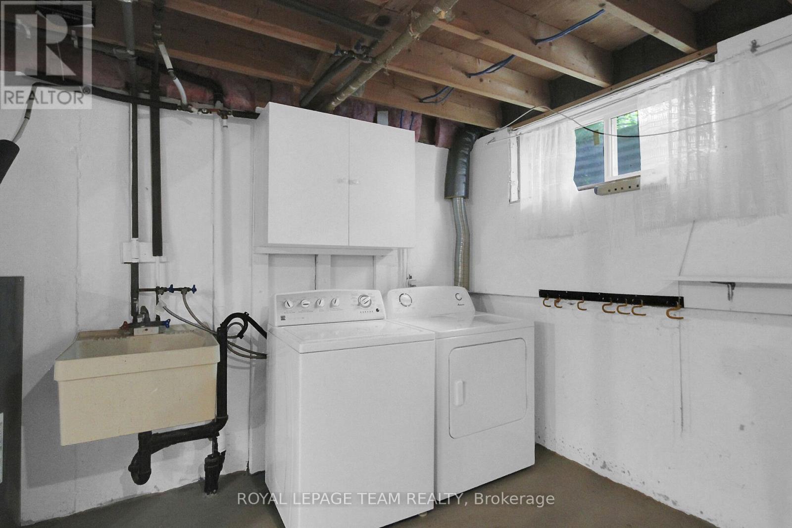 F - 23 Sonnet Crescent, Ottawa, Ontario  K2H 8W8 - Photo 22 - X12382490
