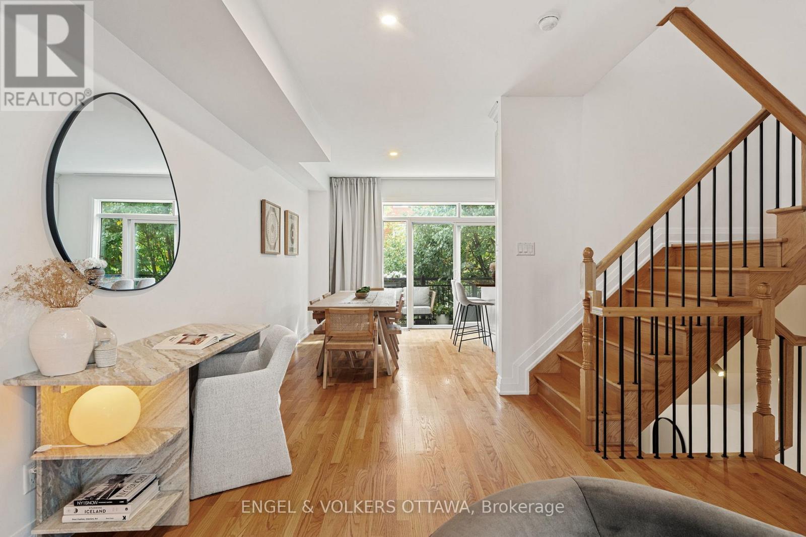 1137 Rockingham Avenue, Ottawa, Ontario  K1H 8A4 - Photo 13 - X12382498