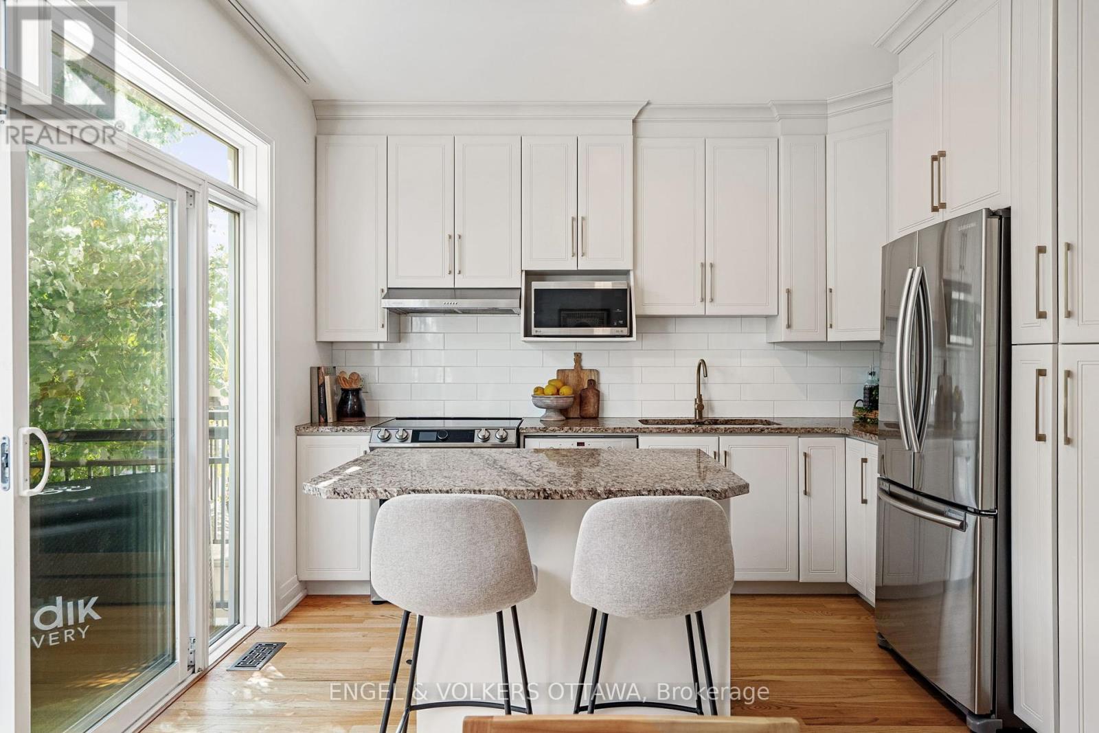1137 Rockingham Avenue, Ottawa, Ontario  K1H 8A4 - Photo 17 - X12382498