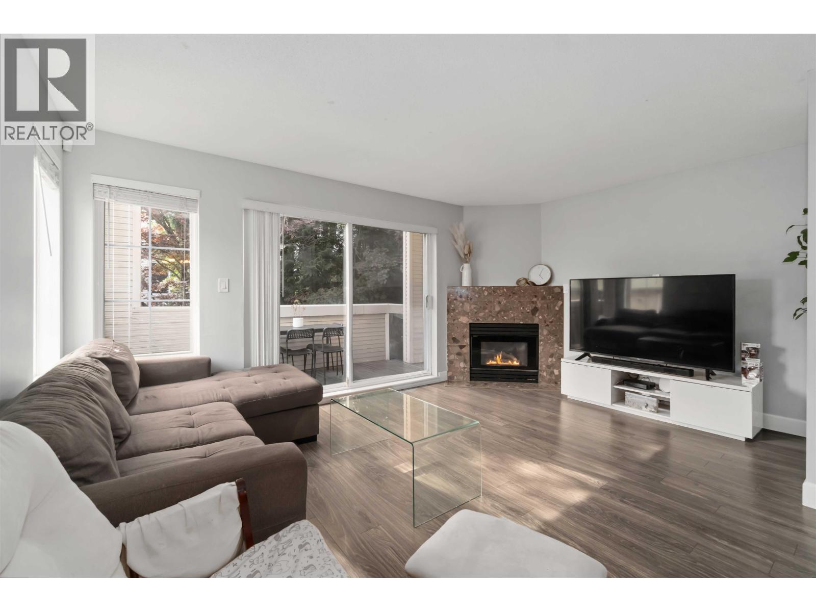 24 270 Casey Street, Coquitlam, British Columbia  V3K 6Y4 - Photo 2 - R3043873