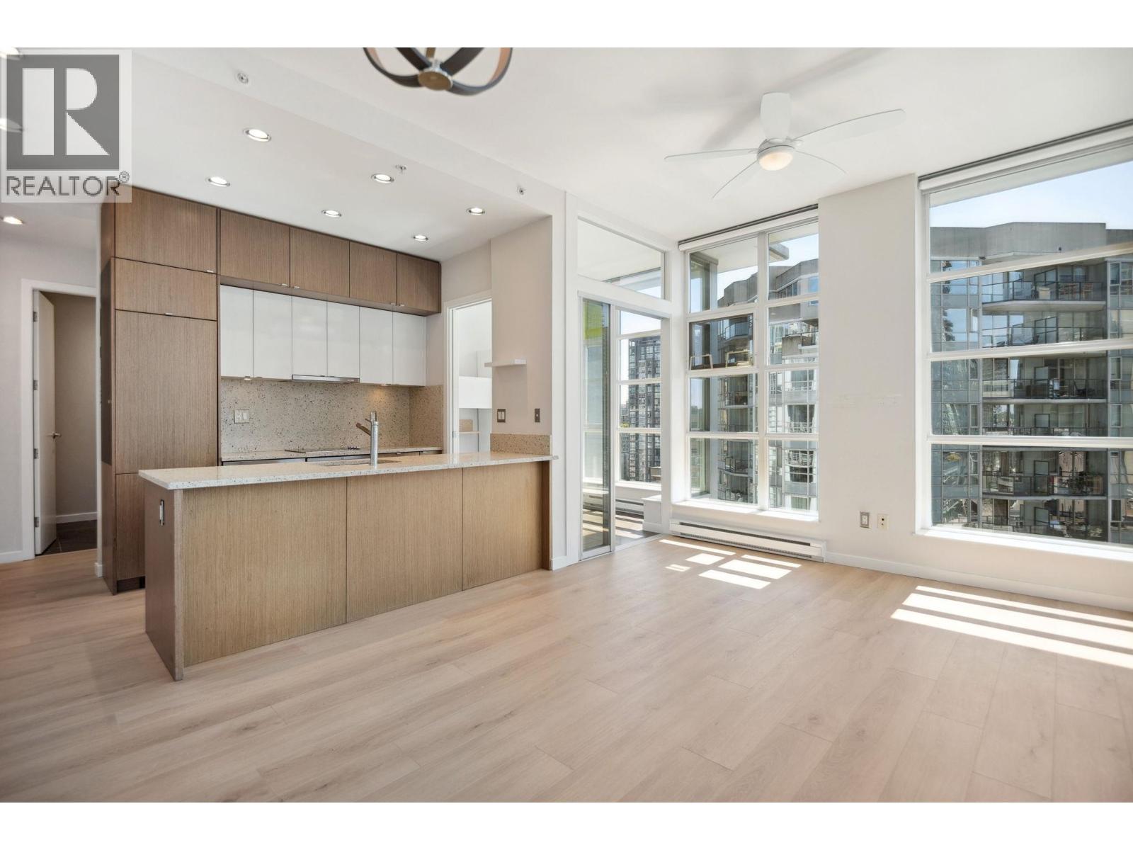 1206 1205 Howe Street, Vancouver, British Columbia  V6Z 0B2 - Photo 1 - R3043879