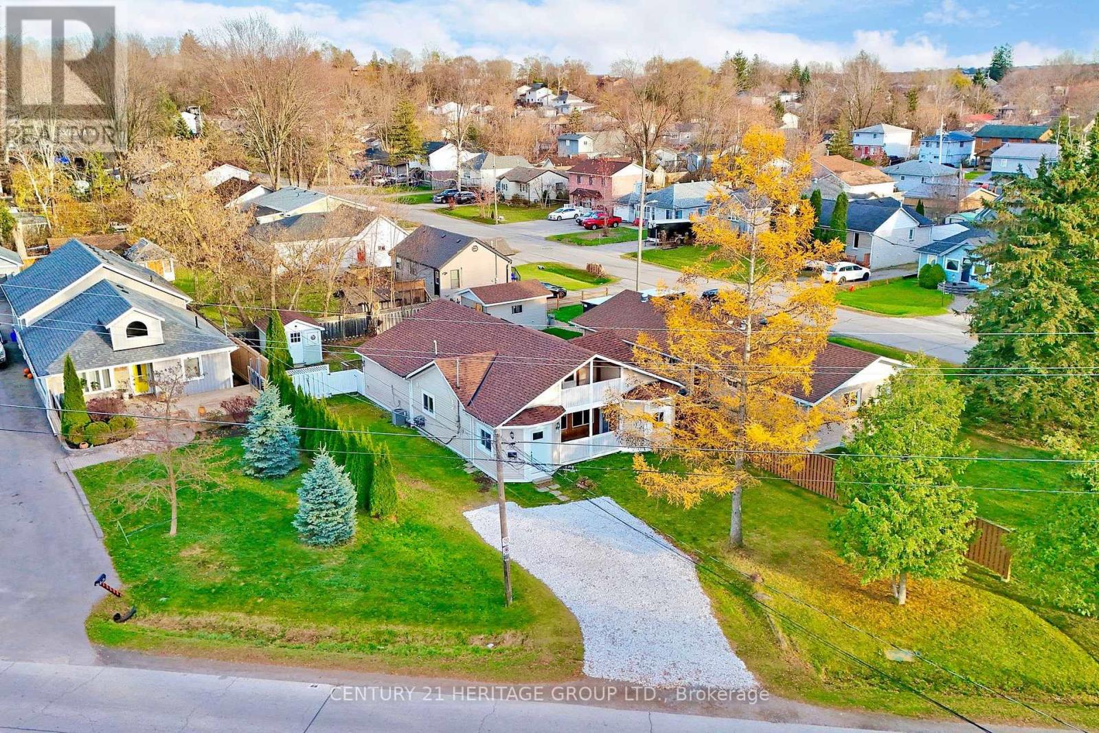 Property at 493 LAKE DRIVE S image 1