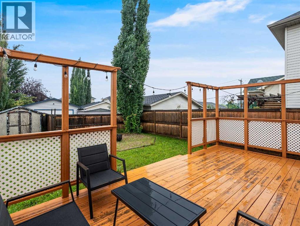 Property at 68 Bridleridge Gardens SW image 3