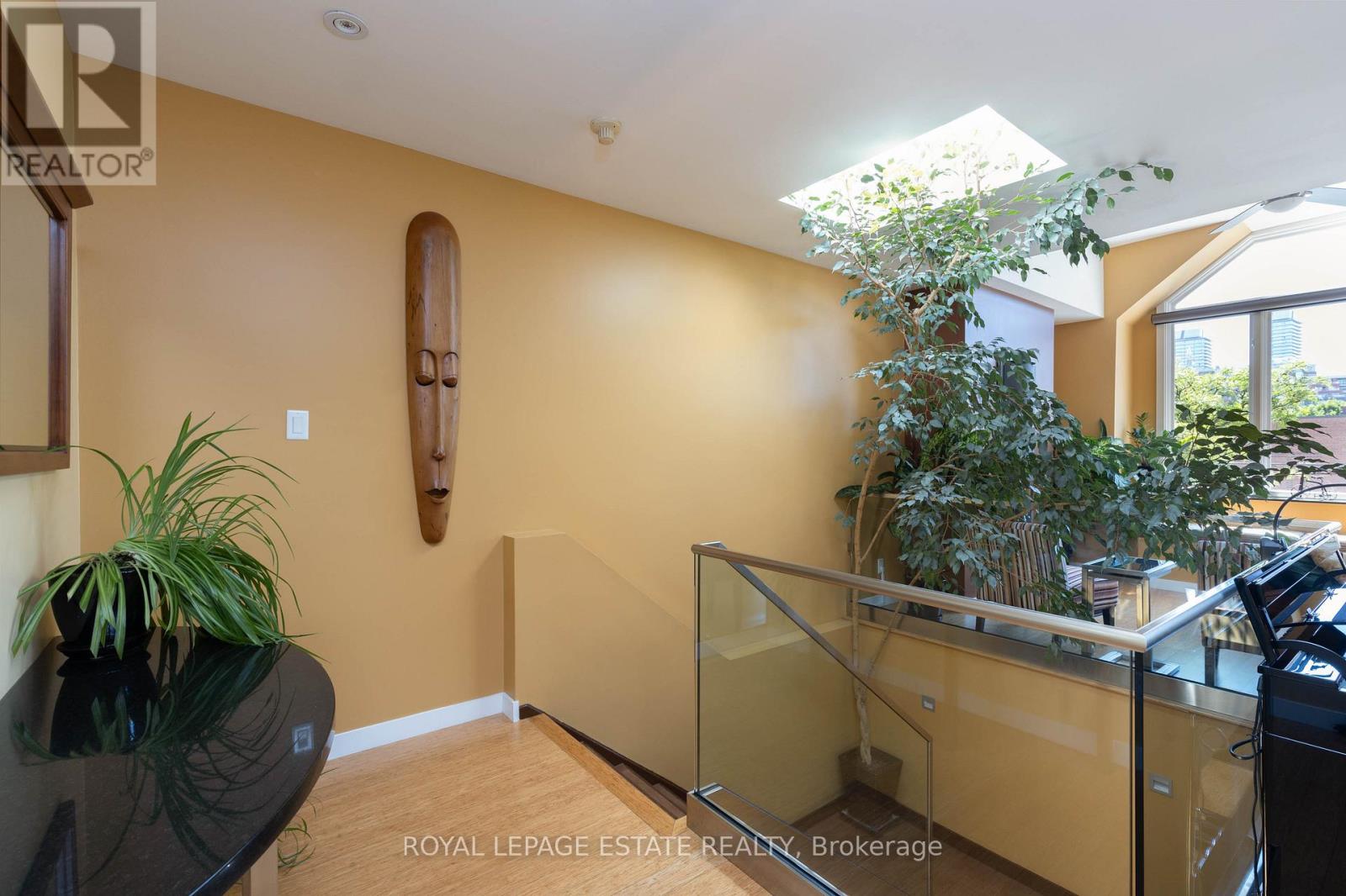 432/434 Queen Street E, Toronto (Regent Park), Ontario  M5A 1T4 - Photo 25 - C12382476