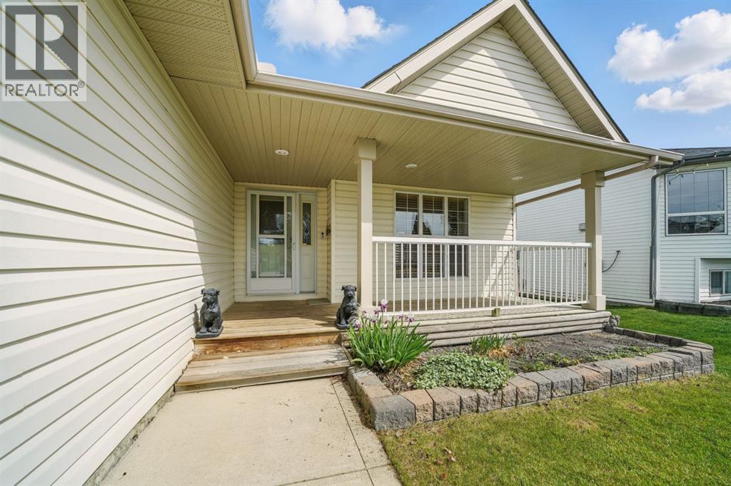 Property at 13 Fern Glade Crescent image 3