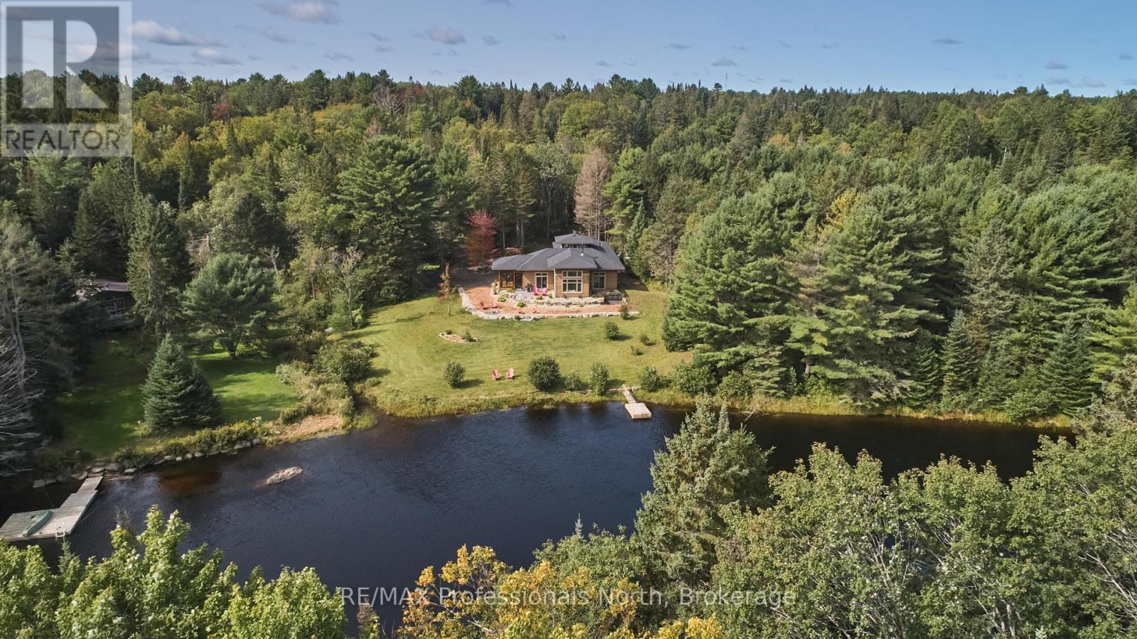 203 Bonnell Road, Bracebridge, Ontario  P1L 0M1 - Photo 4 - X12382575