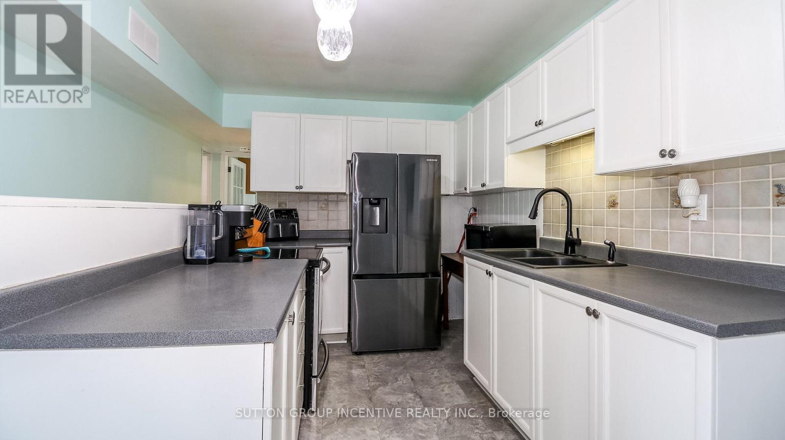 761 William Street, Innisfil, Ontario  L9S 2G3 - Photo 11 - N12382486