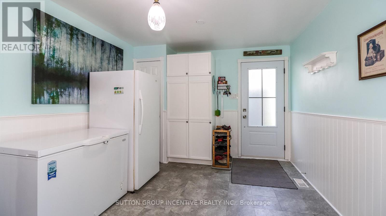 761 William Street, Innisfil, Ontario  L9S 2G3 - Photo 12 - N12382486