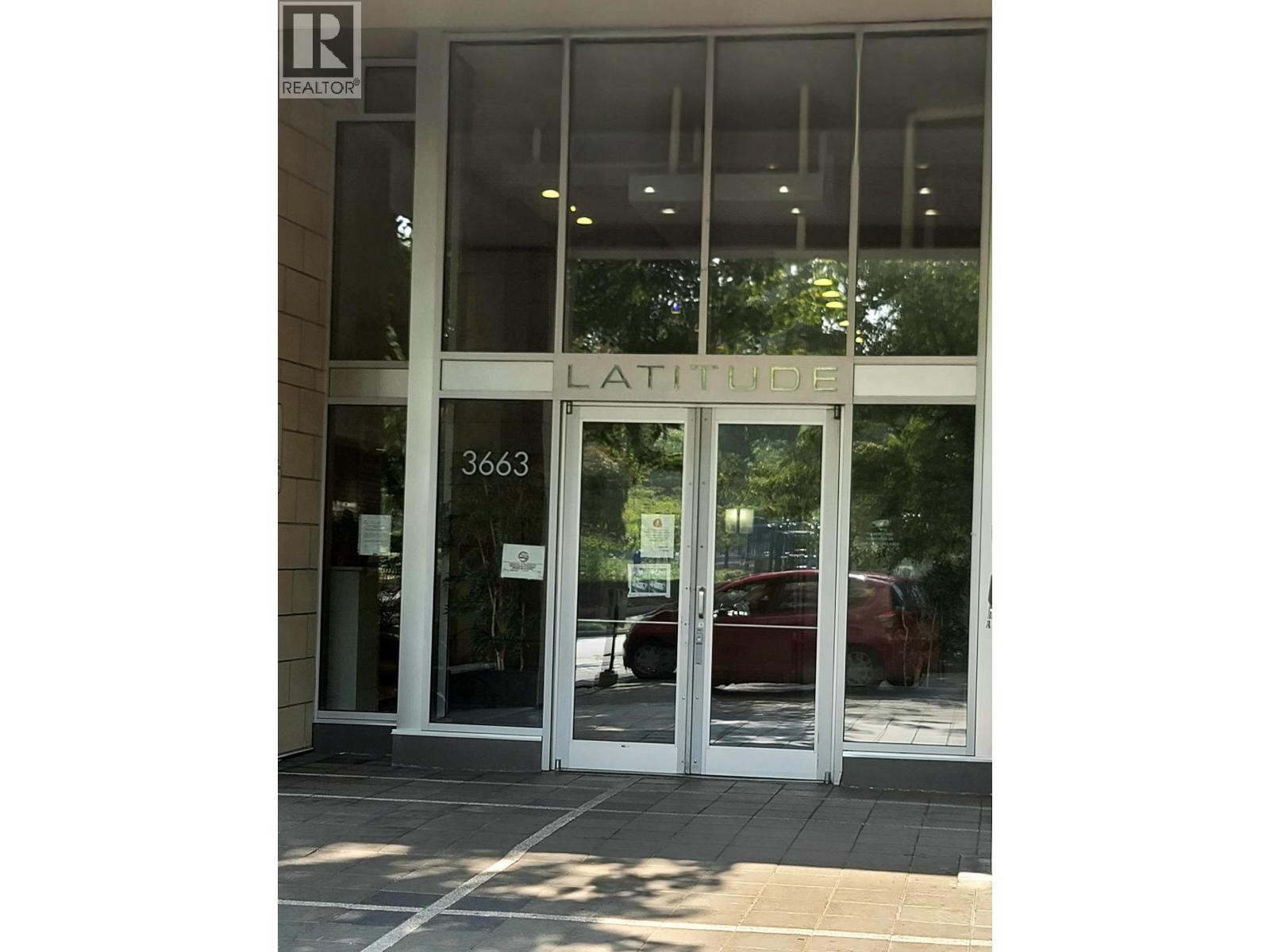 302 3663 Crowley Drive, Vancouver, British Columbia  V5R 6H4 - Photo 4 - R3043895